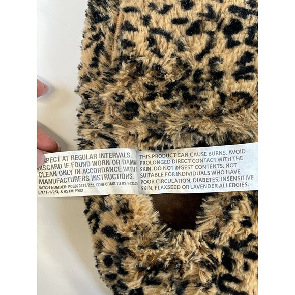 Warmies Woman's Microwavable Fuzzy Slippers. Leopard Print. One size Up to Sz 9 - Picture 5 of 7